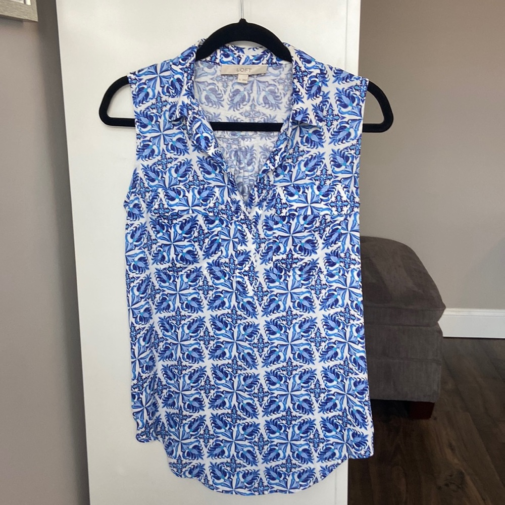 LOFT Sleeveless Blouse - Size S
